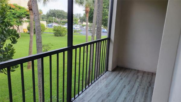 Aspen At Las Verdes, 5130 Las Verdes Cir #217, Delray Beach, Florida 33484, image 2