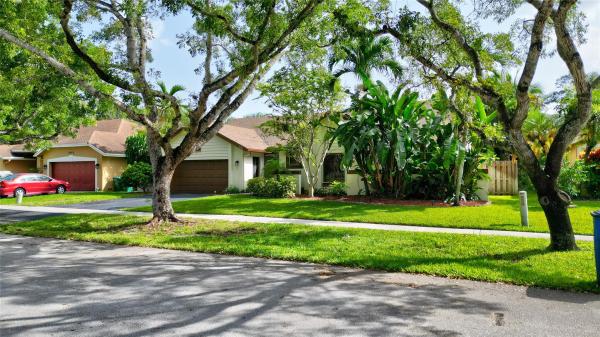 Country Address Encore, 8953 SW 59th St, Cooper City, Florida 33328, image 1