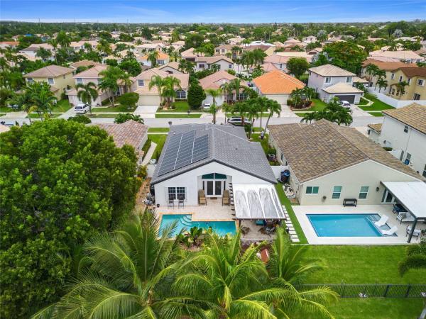 Coconut Reef At Silver Lakes, 17958 SW 14th St, Pembroke Pines, Florida 33029, image 1