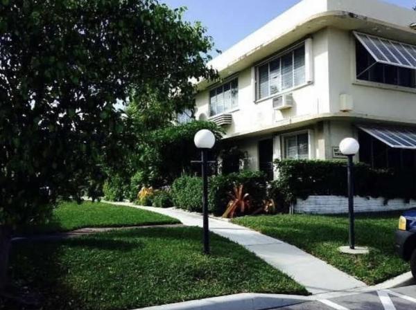 Bay Harbor Townhouses, 9720 W Bay Harbor Dr #1, Bay Harbor Islands, Florida 33154, image 1