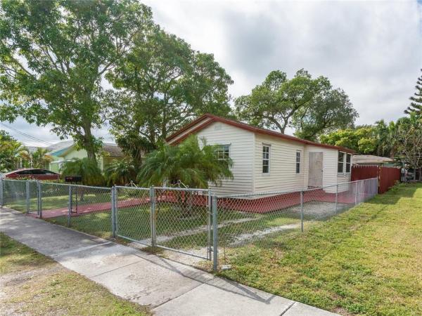 Park Hill, 238 SW 1st Ave, Dania Beach, Florida 33004, image 1