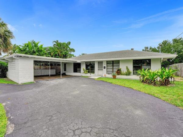 Middle River Manor, 2417 NE 18th Ave, Wilton Manors, Florida 33305, image 1