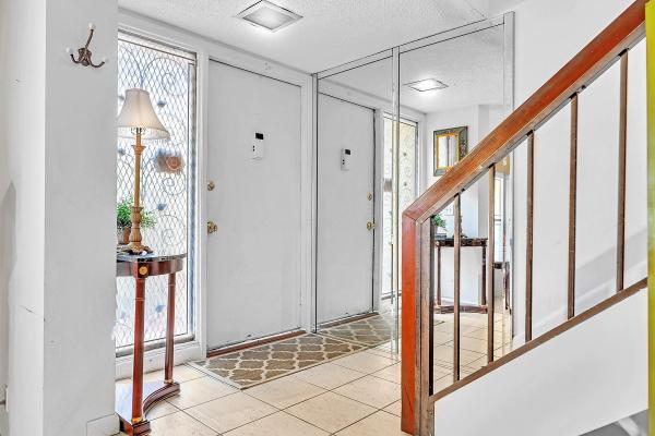 Villas Central, 1451 E Golfview Dr, Pembroke Pines, Florida 33026, image 3