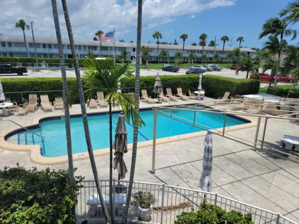Berkeley Diplomat, 900 Atlantic Shores Blvd #224, Hallandale Beach, Florida 33009, image 1