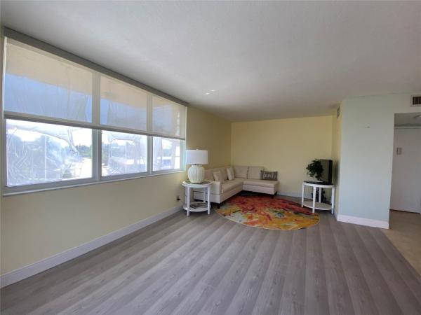 Hillsboro Light Towers, 2639 N Riverside Dr #303, Pompano Beach, Florida 33062, image 3