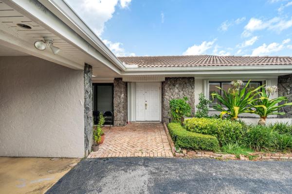 Villa Residences Of Emerald Hills, 3650 N 36th Ave #63, Hollywood, Florida 33021, image 1