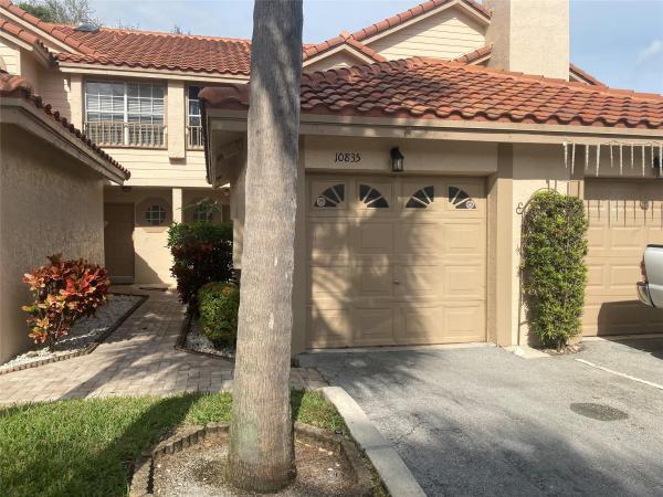 Cypress Glen Townhomes, 10835 Cypress Glen Dr, Coral Springs, Florida 33071, image 1