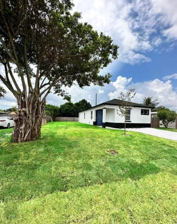 Ridge Grove, 1192 Highview Rd, Lantana, Florida 33462, image 1