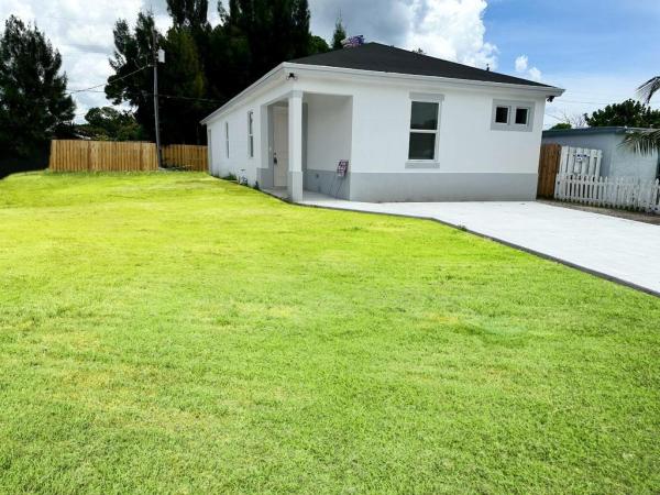 Ridge Grove, 1185 Highview Rd, Lantana, Florida 33462, image 1