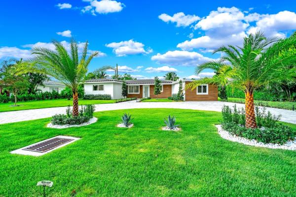 Paradise Palms, 2222 N Conference Dr, Boca Raton, Florida 33486, image 1