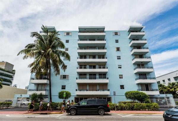 Collins Towers, 720 Collins Ave #208, Miami Beach, Florida 33139, image 1
