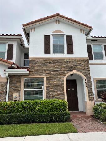 Charleston Commons, 4331 Braxton Ave #4331, West Palm Beach, Florida 33417, image 1