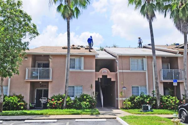 3221 Sabal Palm Mnr #102, Hollywood, Florida 33024, image 1