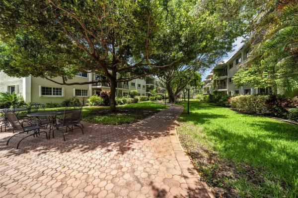 River Manor, 3004 NE 5th Ter #117-C, Wilton Manors, Florida 33334, image 3
