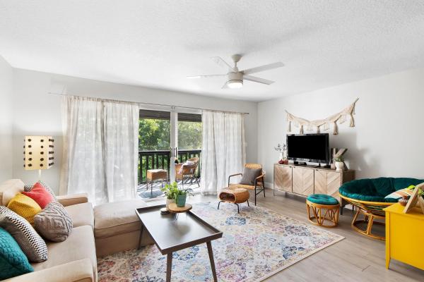 Manaranda Village, 1021 Mockingbird Ln #406, Plantation, Florida 33324, image 1