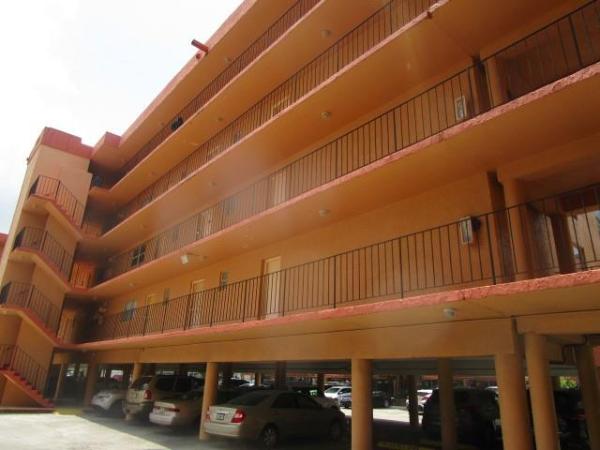 Palm East Gardens, 1890 W 56th St #1-425, Hialeah, Florida 33012, image 1