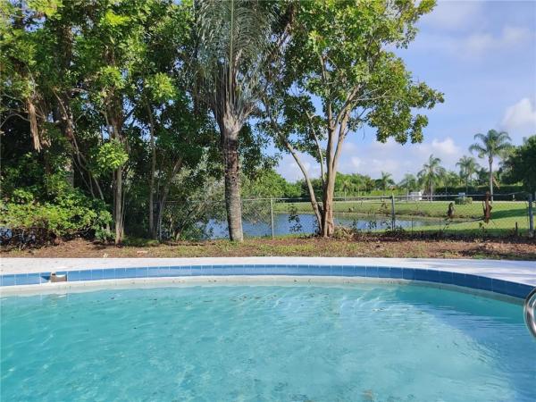 Brentwood Lakes, 5968 Westfall Rd, Lake Worth Beach, Florida 33463, image 1