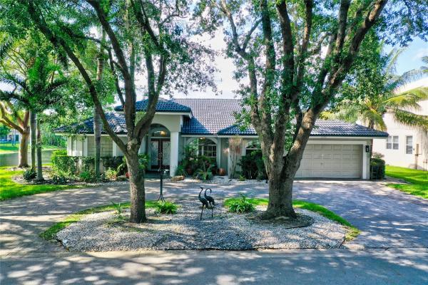 Waterside At Coral Creek, 5797 NW 48th Ct, Coral Springs, Florida 33067, image 1