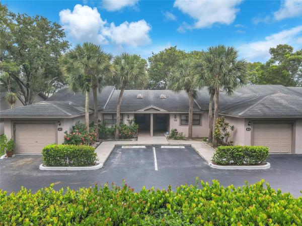 Bonaire Village At Woodmont, 7550 NW 79th Ave #U1, Tamarac, Florida 33321, image 1
