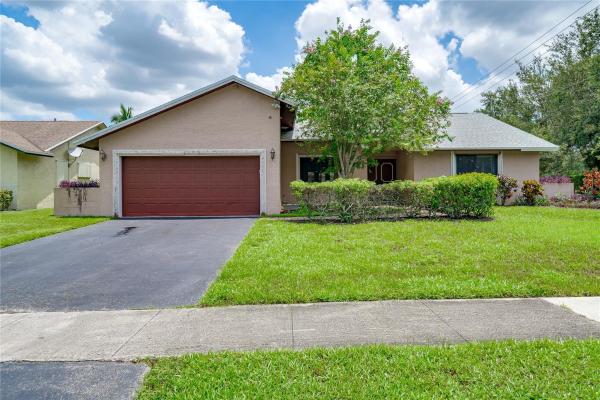 Rolling Hills Lake Estates, 2980 SW 86th Way, Davie, Florida 33328, image 1