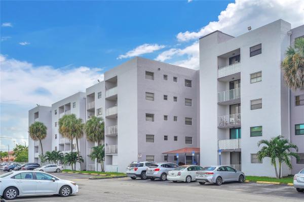 Fontainebleau Gardens, 8075 NW 7th St #111, Fountainebleau, Florida 33126, image 1