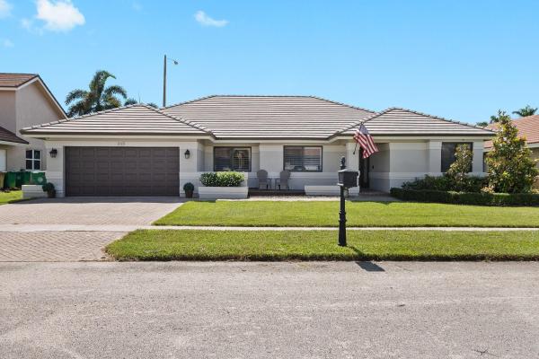 Oak Knoll Estates, 1601 W Oak Knoll Cir, Davie, Florida 33324, image 1