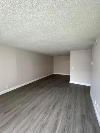 Shoreham, 125 Shore Ct #105B, North Palm Beach, Florida 33408, image 1