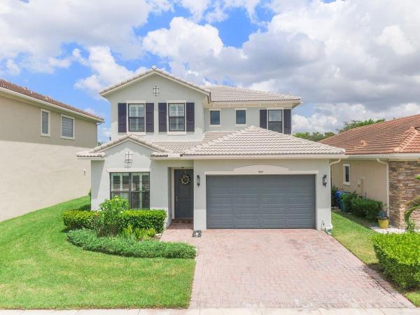 Coral Lago, 9013 NW 39th St, Coral Springs, Florida 33065, image 1