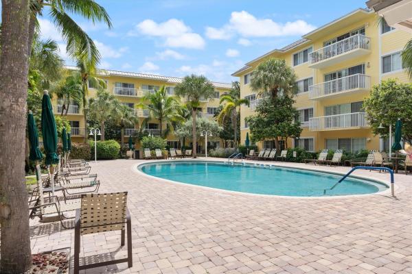 Pine Crest Village At Victoria Park, 1501 E Broward Blvd #707, Fort Lauderdale, Florida 33301, image 1