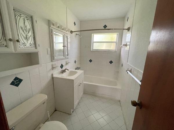 North Andrews Terrace, 431 NW 52nd Ct, Oakland Park, Florida 33309, image 1