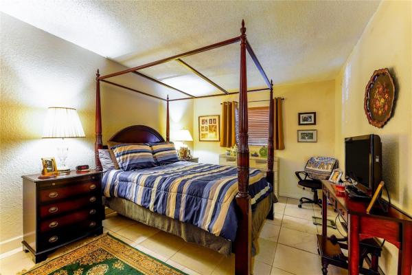 Wilton Village, 2607 NE 8th Ave #41, Wilton Manors, Florida 33334, image 1
