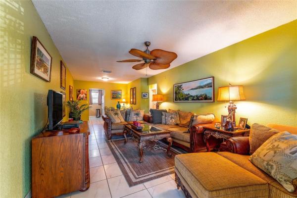 Wilton Village, 2607 NE 8th Ave #41, Wilton Manors, Florida 33334, image 3