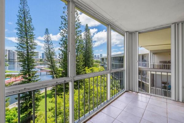 Point East, 2905 Point East Dr #L608, Aventura, Florida 33160, image 1