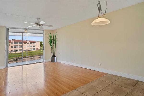 Sunrise Lakes 3, 9421 Sunrise Lakes Blvd #209, Sunrise, Florida 33322, image 1
