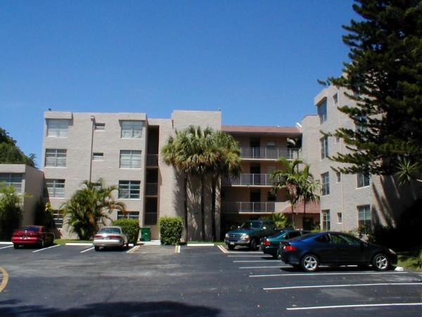 Live Oak Of Pine Island Ridge, 9410 Live Oak Pl #407, Davie, Florida 33324, image 3