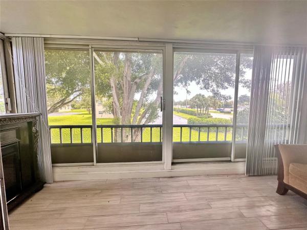Oriole Gardens 2, 550 NW 80th Ave #207, Margate, Florida 33063, image 1