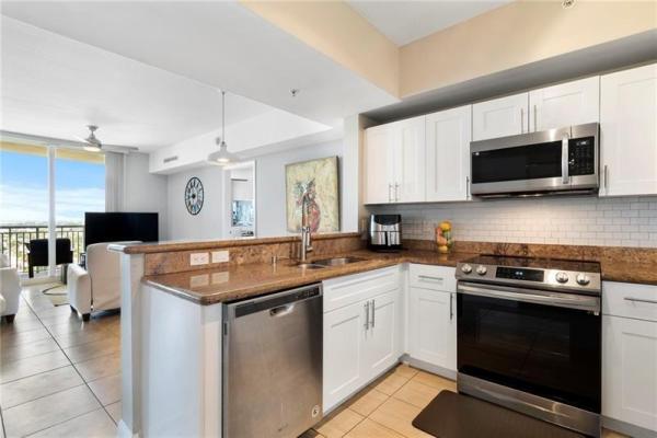 Duo West, 1745 E Hallandale Beach Blvd #2008W, Hallandale Beach, Florida 33009, image 1