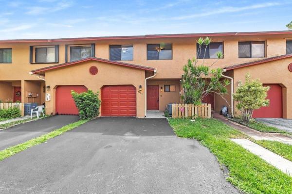 Fairways Of Sunrise, 8025 NW 29th St, Sunrise, Florida 33322, image 1
