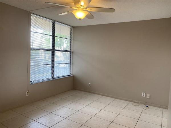 Boca Bayou, 14 Royal Palm Way #2060, Boca Raton, Florida 33432, image 2