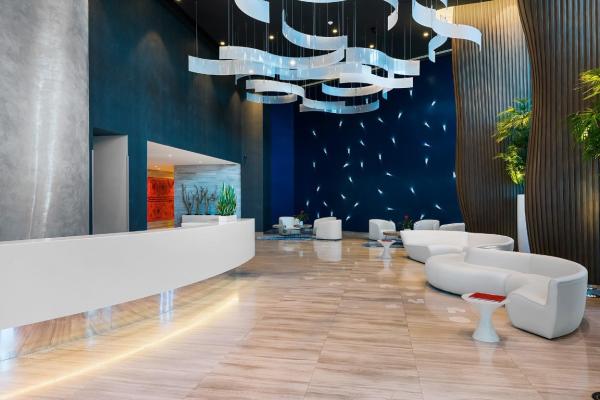Paramount, 701 N Fort Lauderdale Beach Blvd #804, Fort Lauderdale, Florida 33304, image 2