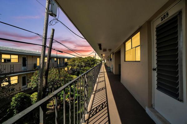 Carlton Terrace, 2124 NE 56th Ct #205, Fort Lauderdale, Florida 33308, image 1