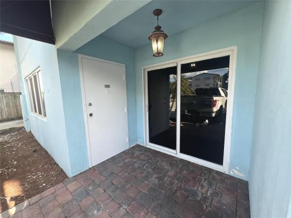 Sommerset, 1060 Crystal Lake Dr #101, Deerfield Beach, Florida 33064, image 1