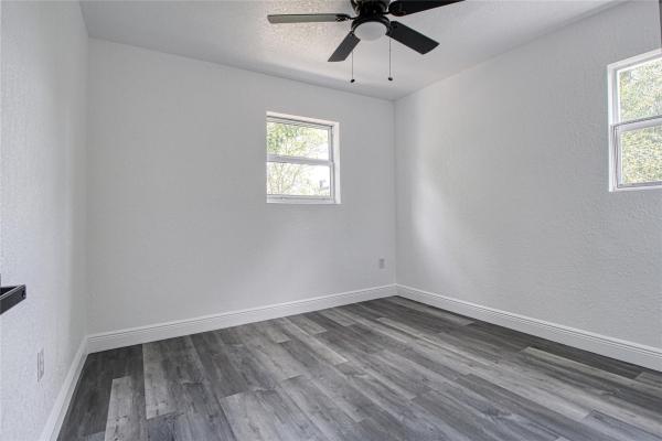 Stephens Manor, 1147 NW 74th St, Gladeview, Florida 33150, image 2