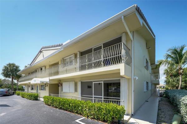 Pieces O'Eight, 1166 Hillsboro Mile #3, Hillsboro Beach, Florida 33062, image 1
