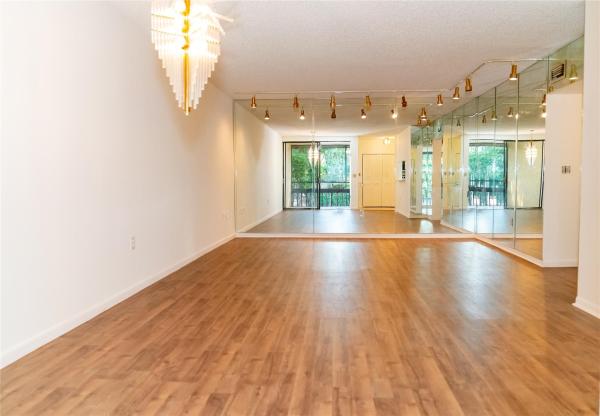 Northlake Village At The California Club, 800 NE 199th St #201D, Ives Estates, Florida 33179, image 1