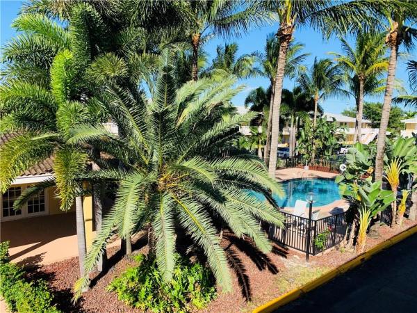 Azul At Kimberly Lake, 4051 NE 13th Ave #71-3, Oakland Park, Florida 33334, image 1
