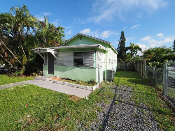 Hollywood Little Ranches, 2217 Jackson St, Hollywood, Florida 33020, image 1