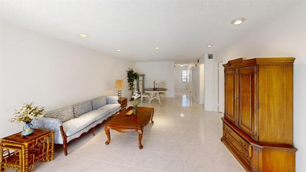 Greens Of Boca Lago, 7911 E Eastlake Dr #6-C, Boca Raton, Florida 33433, image 2