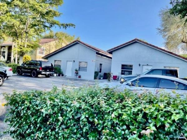 Castlewood, 11520-11526 NW 37th St, Coral Springs, Florida 33065, image 1