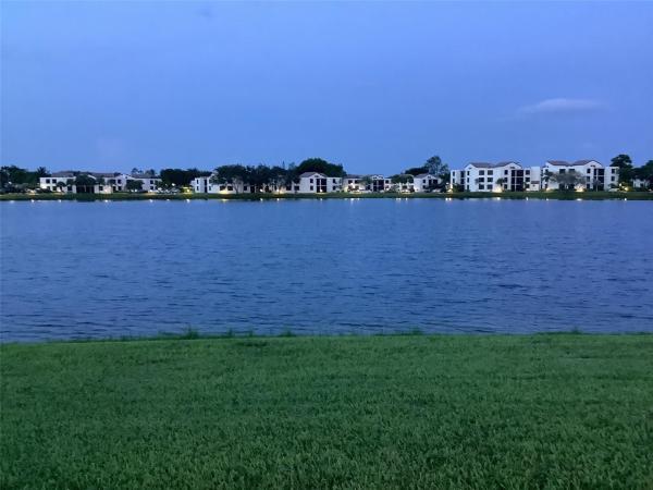 Lake Pointe, 203 Lake Pointe Dr #104, Oakland Park, Florida 33309, image 1